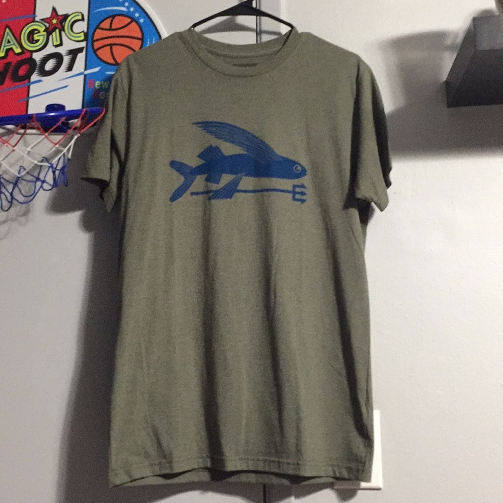 Patagonia tee